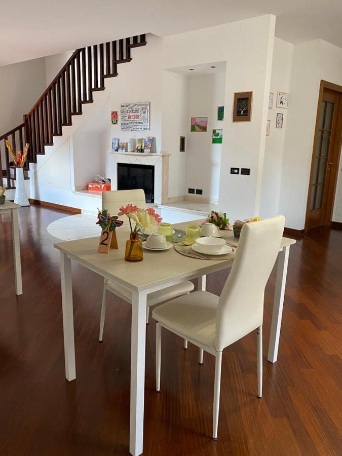 Il Caravaggio Guest House グラッソッビオ エクステリア 写真